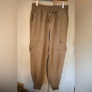 Inc. International Women’s Khaki Cargo Jogger Pants